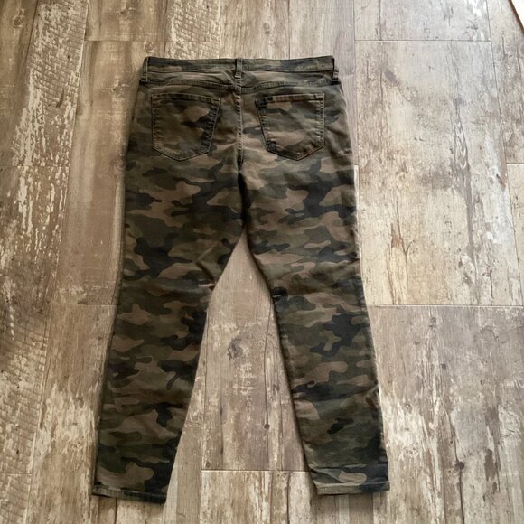 GAP Legging Skimmer Camo Skinny Jeans Women's Size 12/31 - Picture 6 of 8